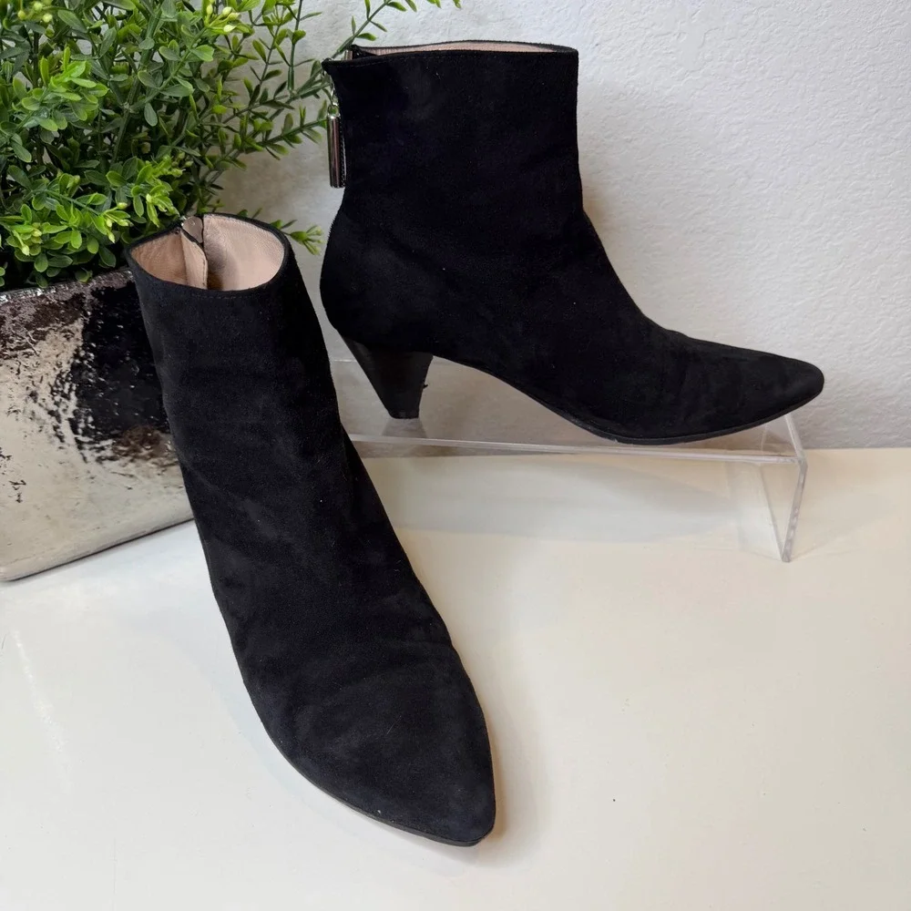 Stuart Weitzman Pyramid Cone-Heel Ankle Boots Womens Black Suede Chic Size 9 M